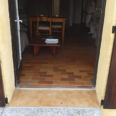 Les Pucines T2 Bas De Oda ve Kahvaltı