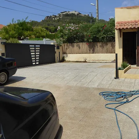 Les Pucines T2 Bas De Panzió