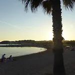 Les Pucines T2 Bas De 3* Six-Fours-les-Plages
